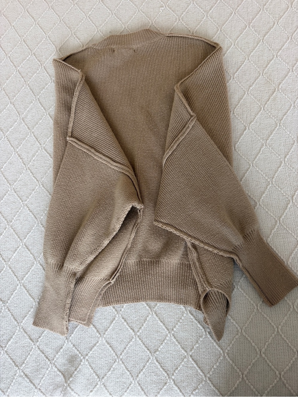 VICI Oversized Neutral Sweater Fall Style - Picture 4 of 4